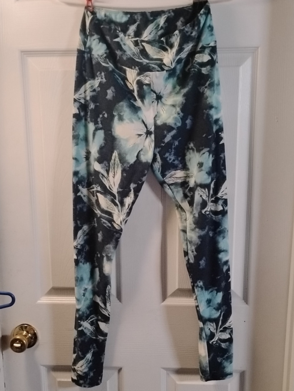 LuLaRoe White & Teal Floral Tie-Dye Leggings